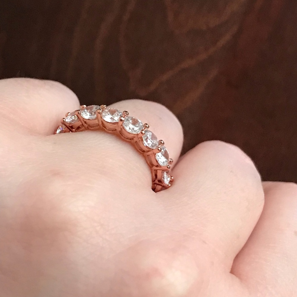 BEAUTIFUL ROSE GOLD AND CZ RING - Picture 3 of 4